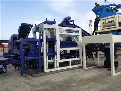 Équipement de machine de fabrication de briques en ciment hydraulique
